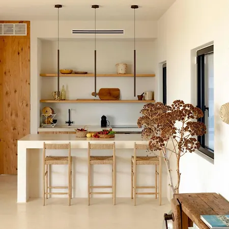 Casaluce, Design With Pool In Villa *