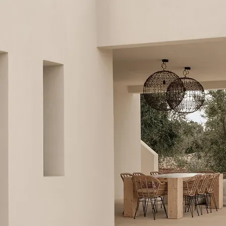 Casaluce, Design With Pool In Villa Ostuni