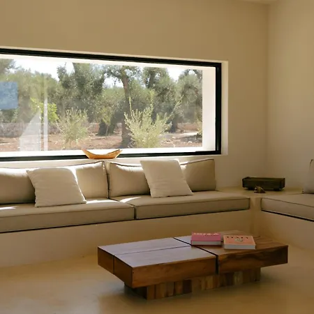 Casaluce, Design With Pool In