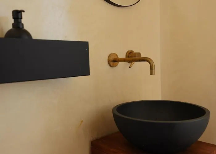 Casaluce, Design With Pool In Ostuni